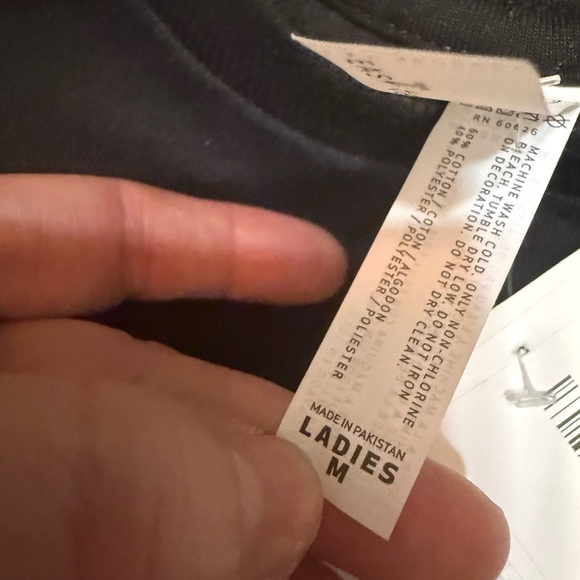 Merry & Bright Holiday Tunic Sweatshirt Black Size Medium - Picture 4 of 10